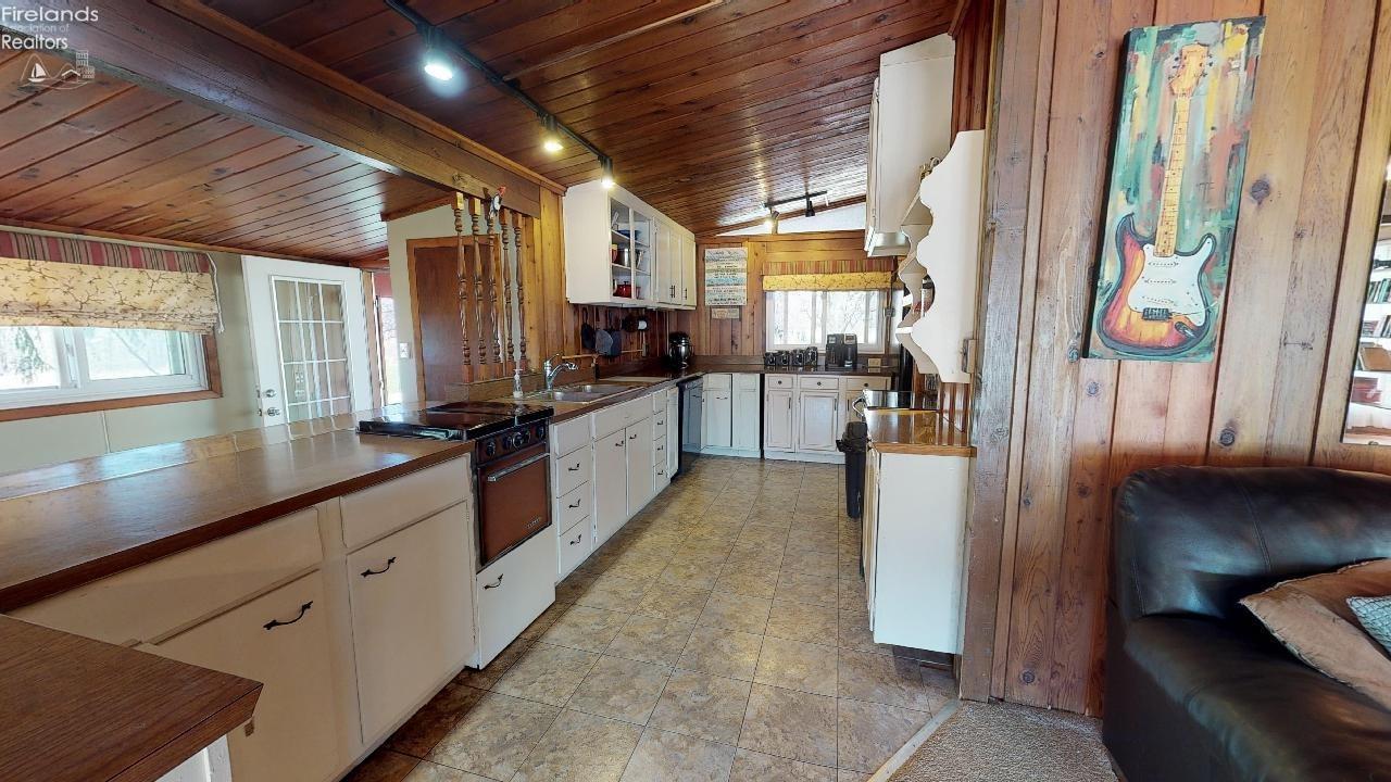 5075 Preston Road Shelby, OH 44875 - Photo 8 of 25 Gallery Image 8