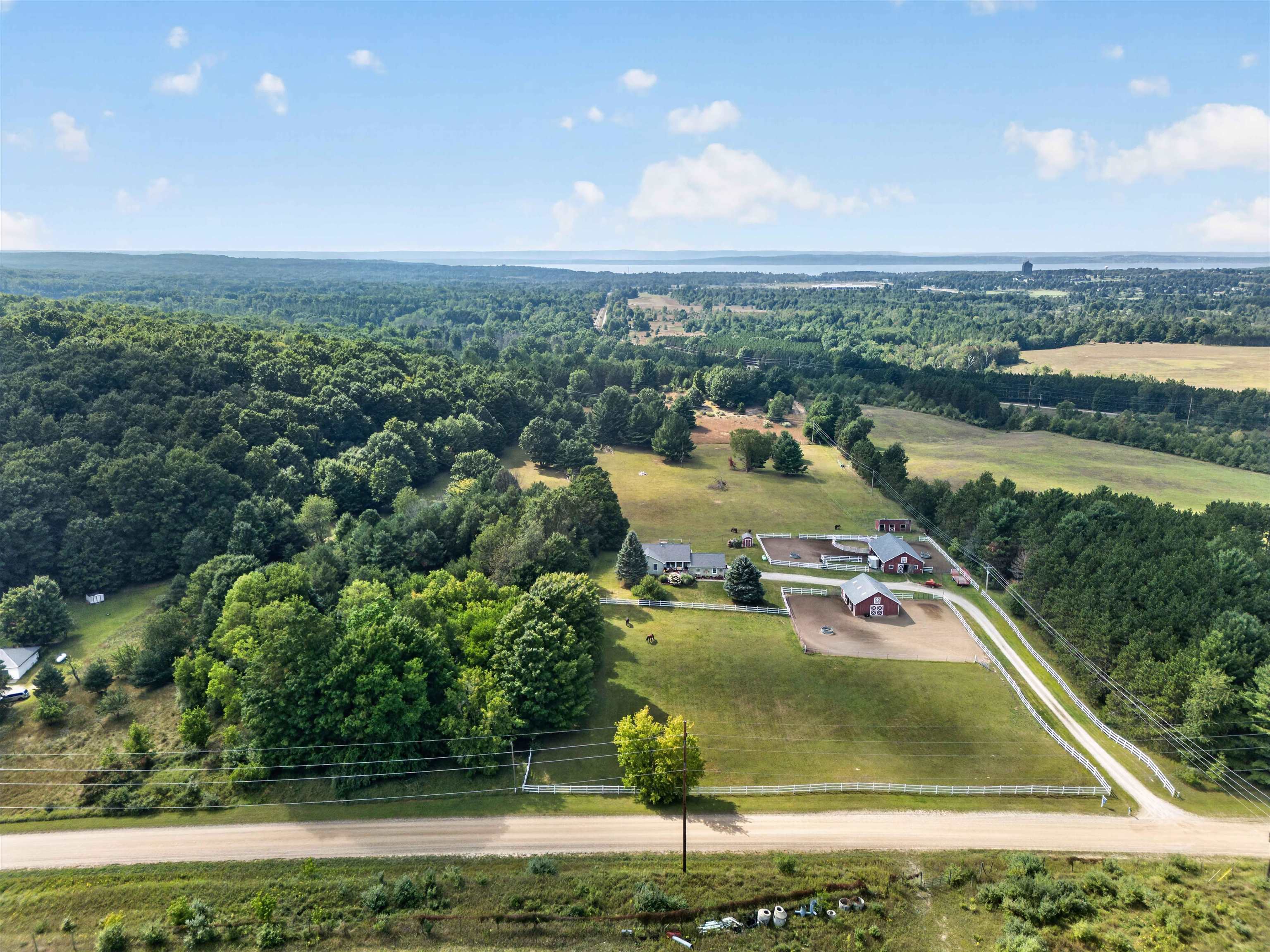 5493 South Bates Road Williamsburg, MI 49690 - Photo 33 of 33 Gallery Image 33
