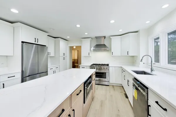 $1,290,000 | 8S510 Oxford Lane, Naperville, IL 60565