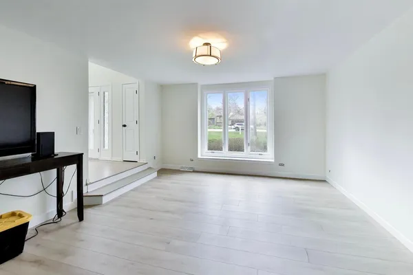 $1,290,000 | 8S510 Oxford Lane, Naperville, IL 60565