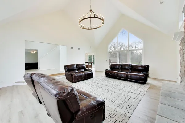 $1,290,000 | 8S510 Oxford Lane, Naperville, IL 60565