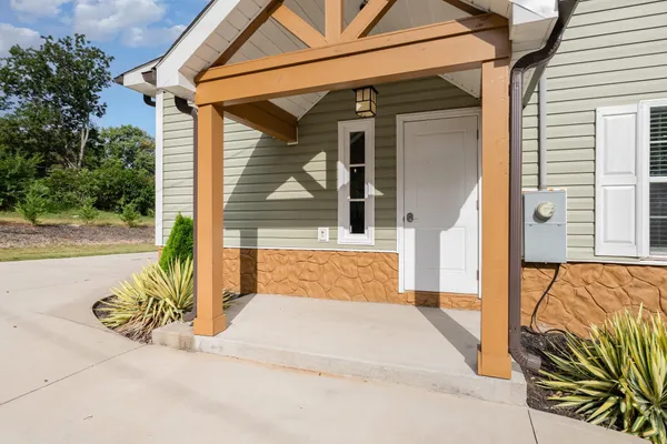 $319,900 | 334 South Howard Avenue, Landrum, SC 29356