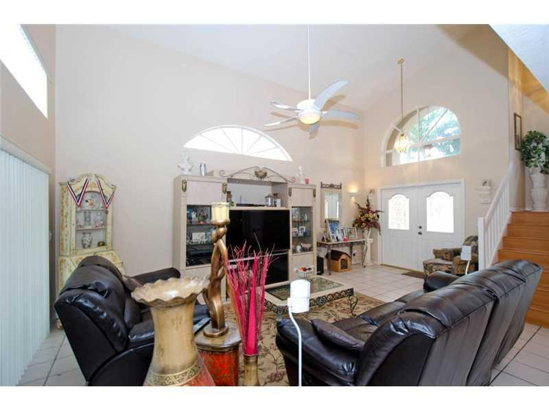 11218 Rhapsody Road Cooper City, FL 33026 - Photo 17 of 22 Living Room