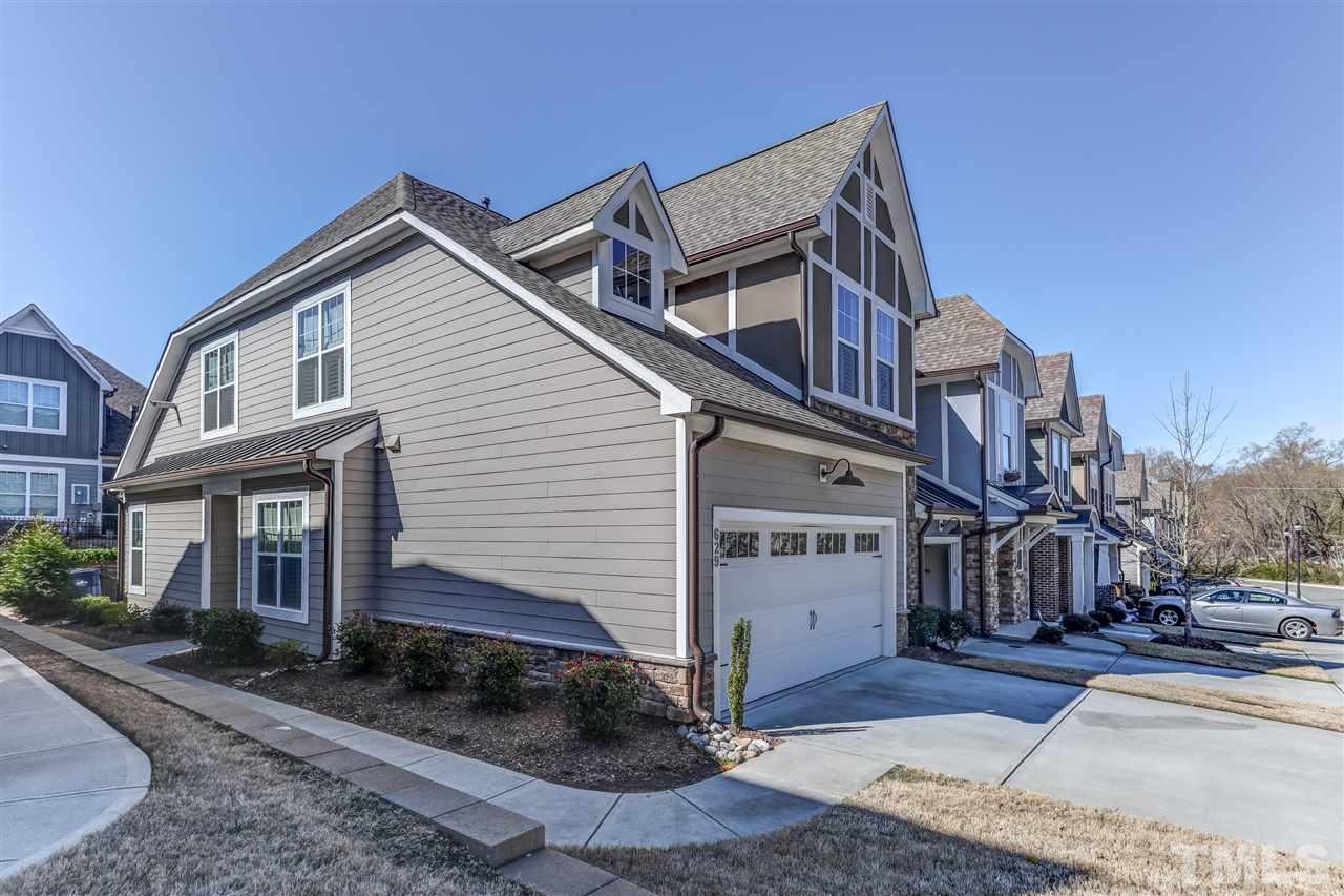 629 Fallon Grove Way Raleigh, NC 27608 - Photo 2 of 26
