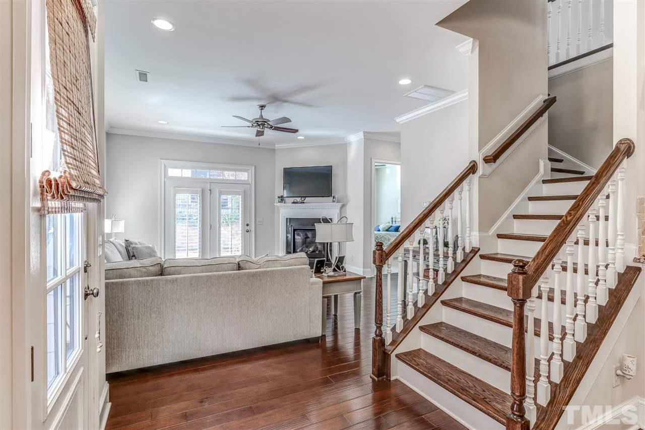 629 Fallon Grove Way Raleigh, NC 27608 - Photo 9 of 26