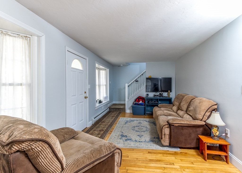 42 South Spencer Road Spencer, MA 01562 - Photo 11 of 33 Gallery Image 11