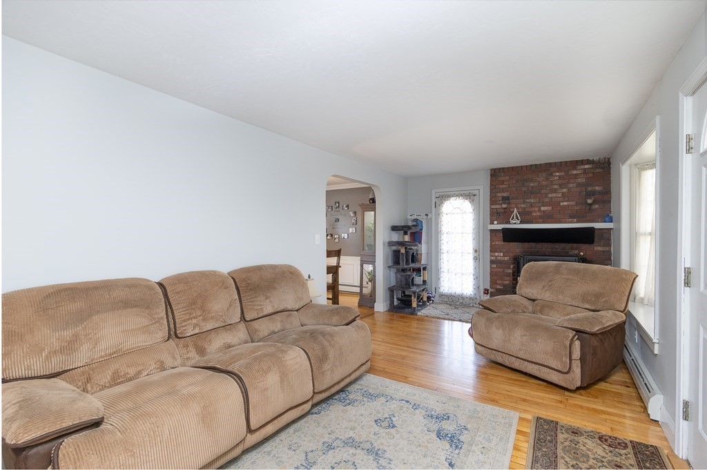 42 South Spencer Road Spencer, MA 01562 - Photo 12 of 33 Gallery Image 12