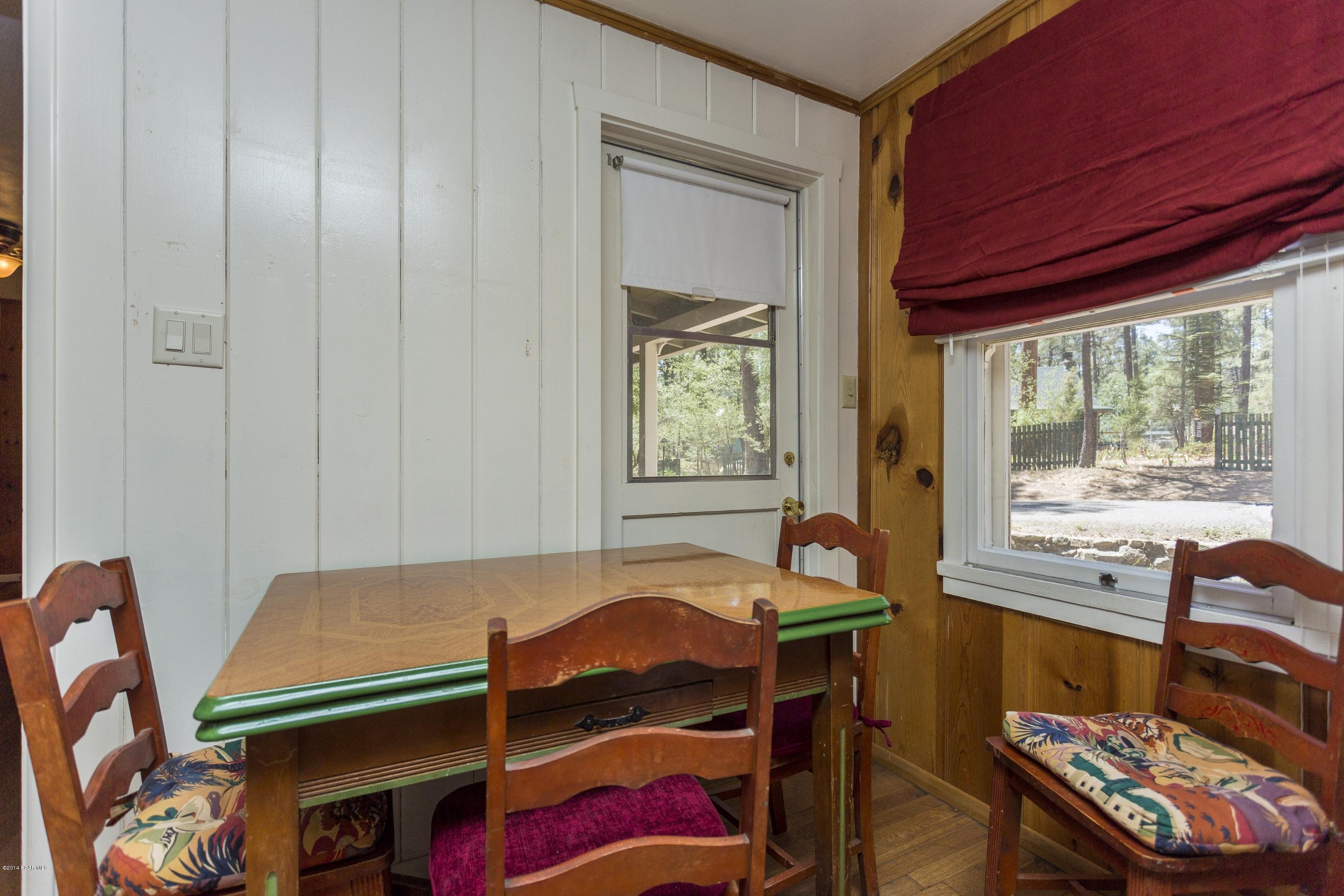 1428 West Libby Road Prescott, AZ 86303 - Photo 9 of 15 009_Dining Room