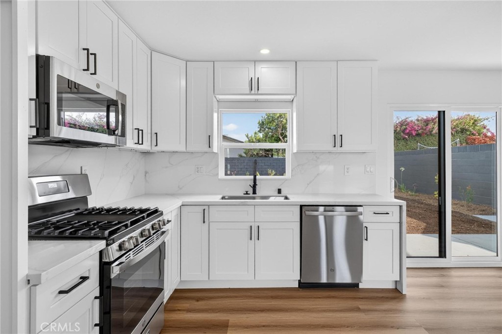 173 West 232nd Place Carson, CA 90745 - Photo 9 of 21