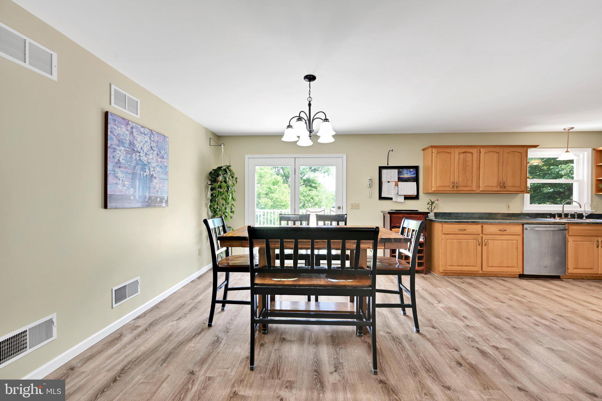 680 New Schaefferstown Road Bernville, PA 19506 - Photo 25 of 71 Dining Area