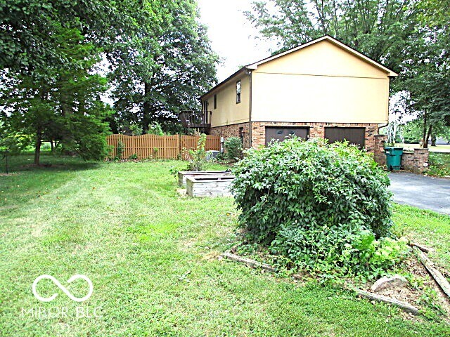 1360 Hadley Road Plainfield, IN 46168 - Photo 3 of 16 Gallery Image 3