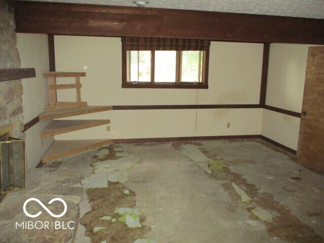 1360 Hadley Road Plainfield, IN 46168 - Photo 9 of 16 Gallery Image 9