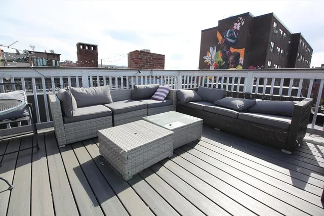 a view of sitting area on roof deck