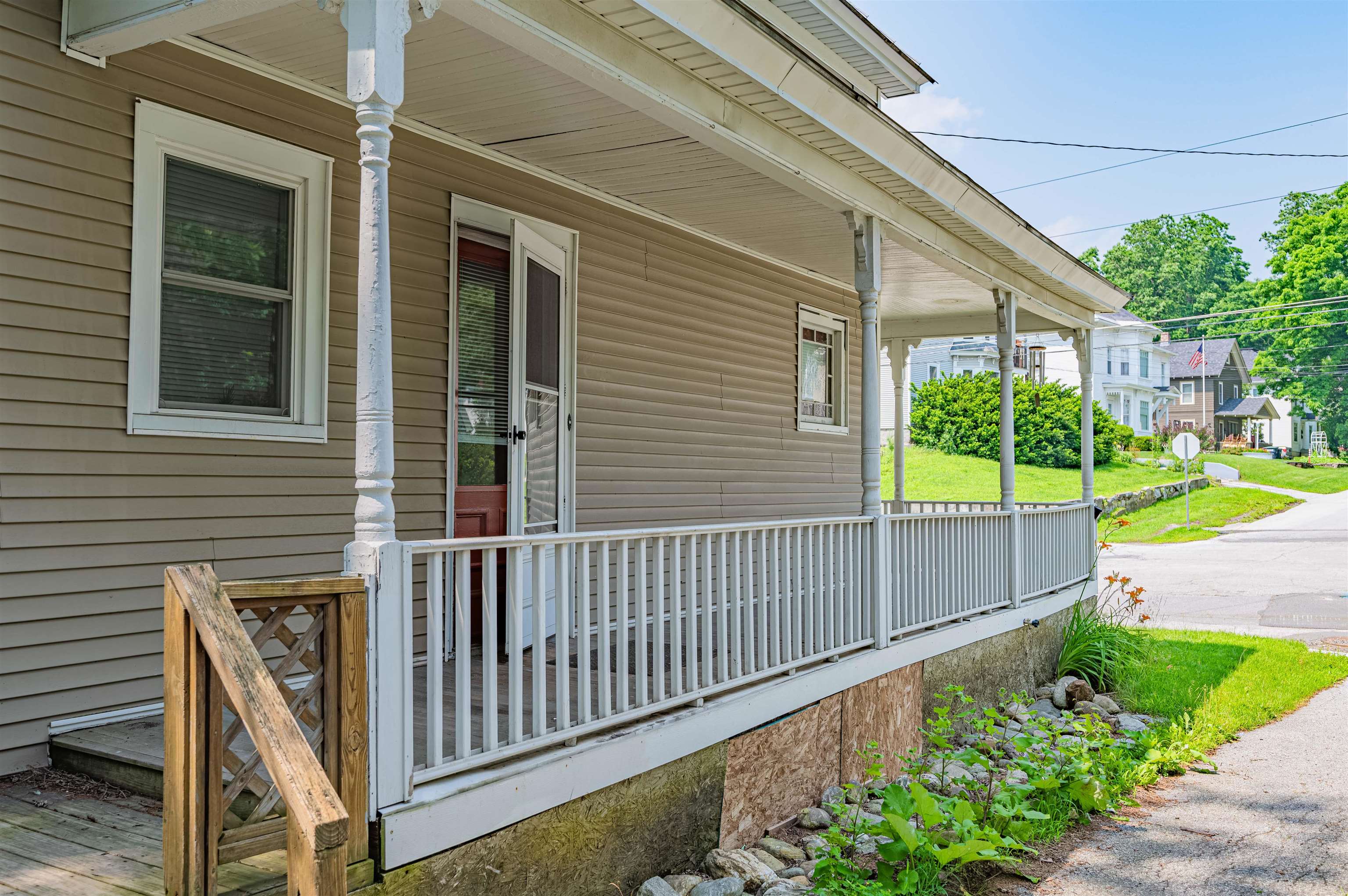39 Warren Street Barre, VT 05641 - Photo 6 of 18 Gallery Image 6