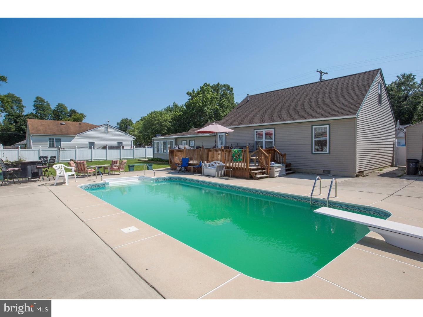 50 Harvard Road Pennsville, NJ 08070 - Photo 2 of 25