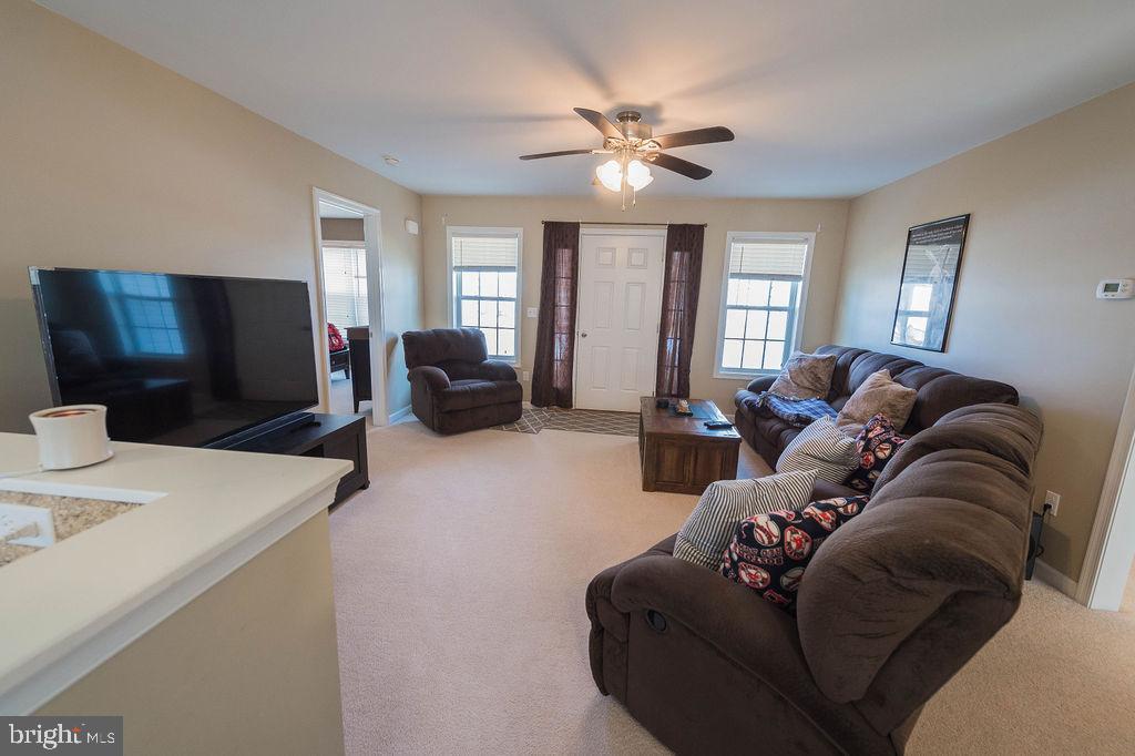 9423 Amber Ridge Drive Delmar, MD 21875 - Photo 6 of 56