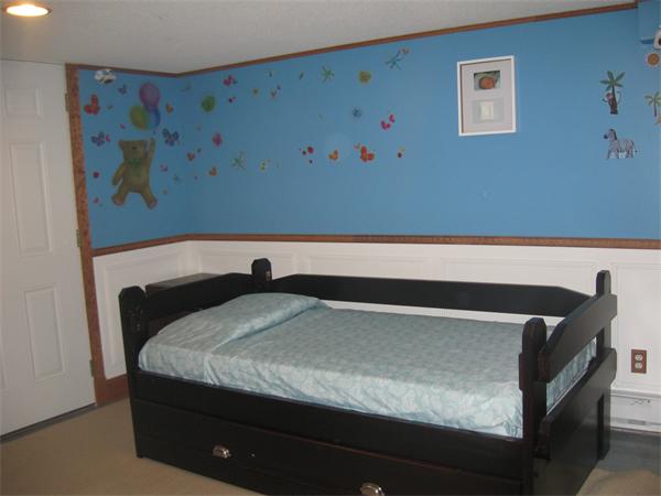 39 Griffin Street Springfield, MA 01104 - Photo 17 of 20