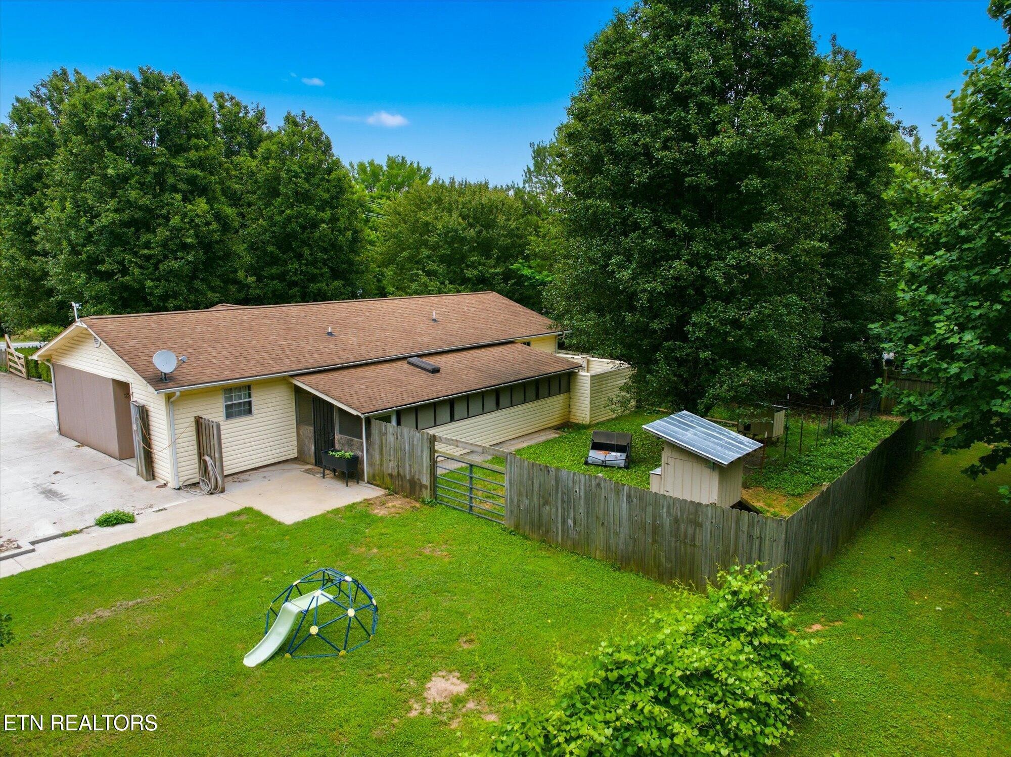 301 Wayman Road Madisonville, TN 37354 - Photo 39 of 41