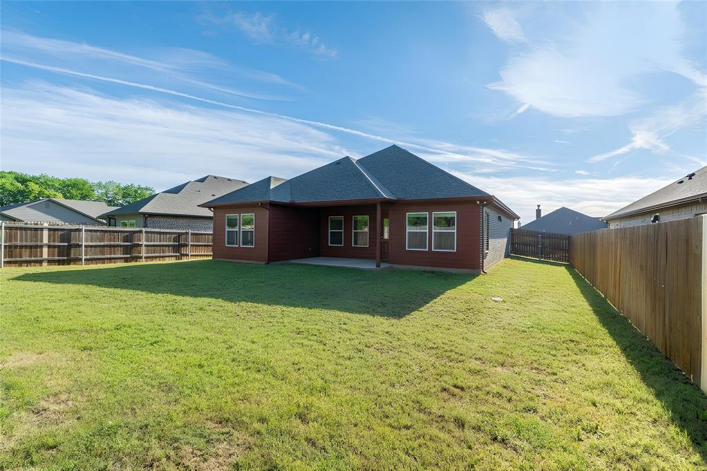 405 Titus Avenue Springtown, TX 76082 - Photo 38 of 40