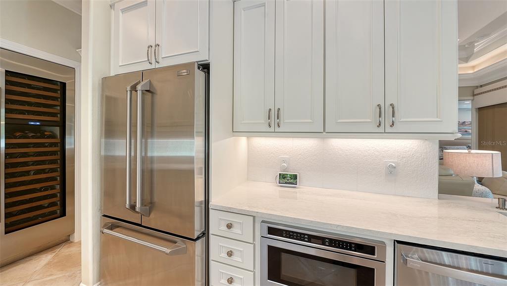 292 Turquoise Lane Osprey, FL 34229 - Photo 21 of 88