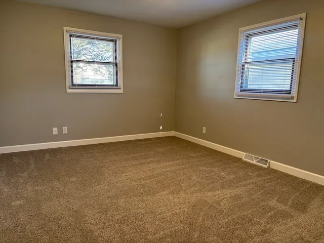 $199,900 | 920 North Drive, Rantoul, IL 61866