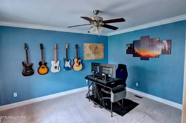 $669,500 | 3345 Whispering Oaks Drive, Knoxville, TN 37938