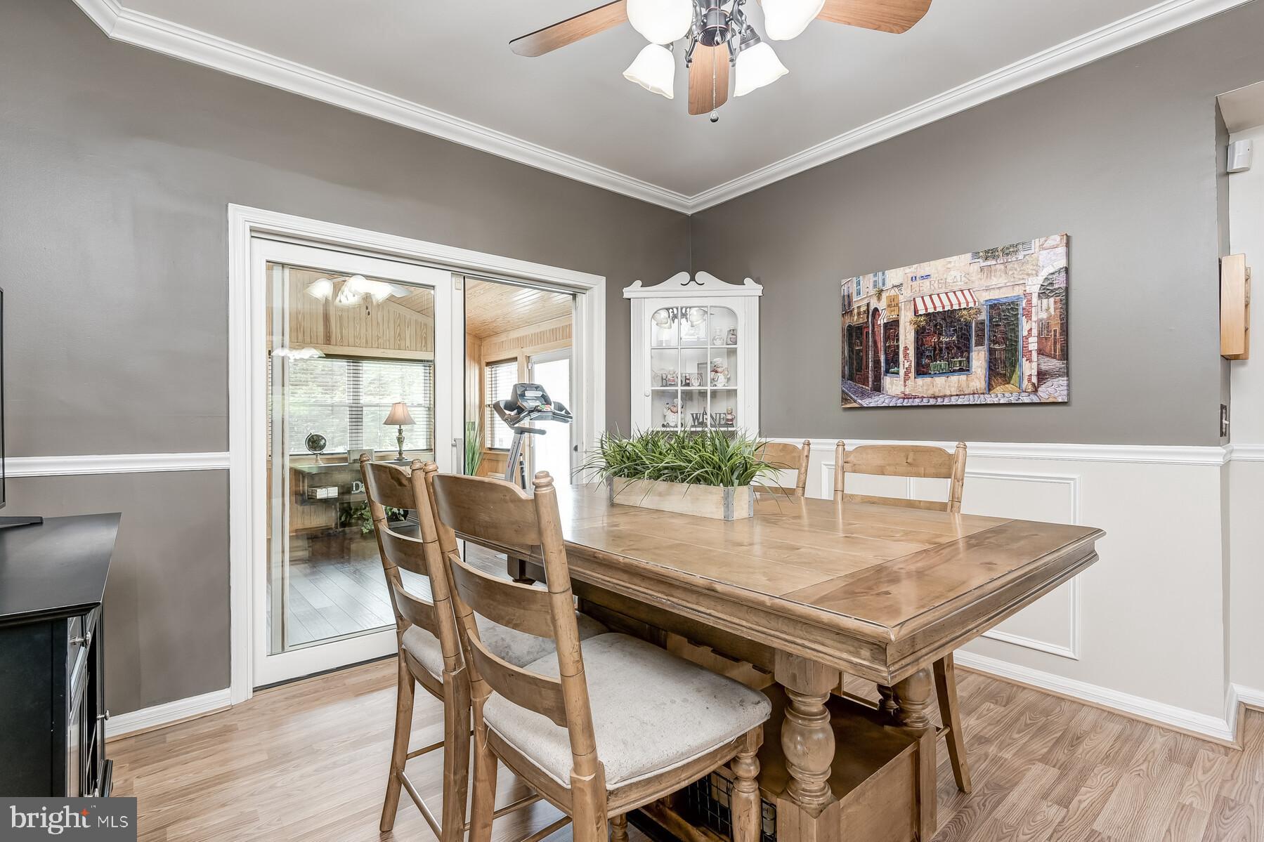20 Ritters Lane Owings Mills, MD 21117 - Photo 7 of 28 Dining Room with built-ins