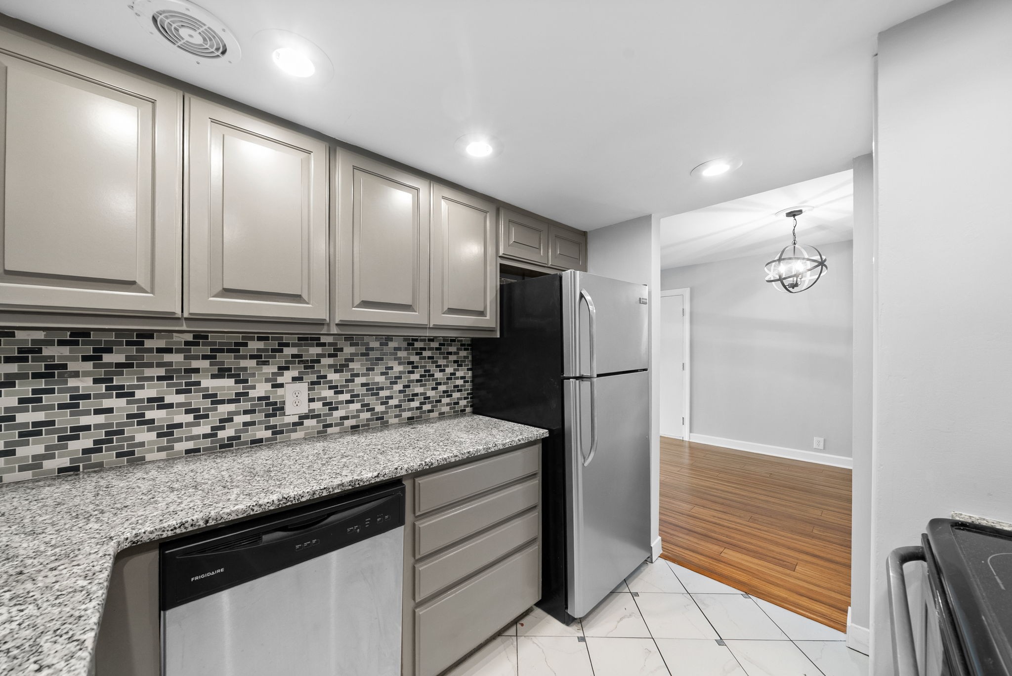 21 Vaughns Gap Road Nashville, TN 37205 - Photo 9 of 27