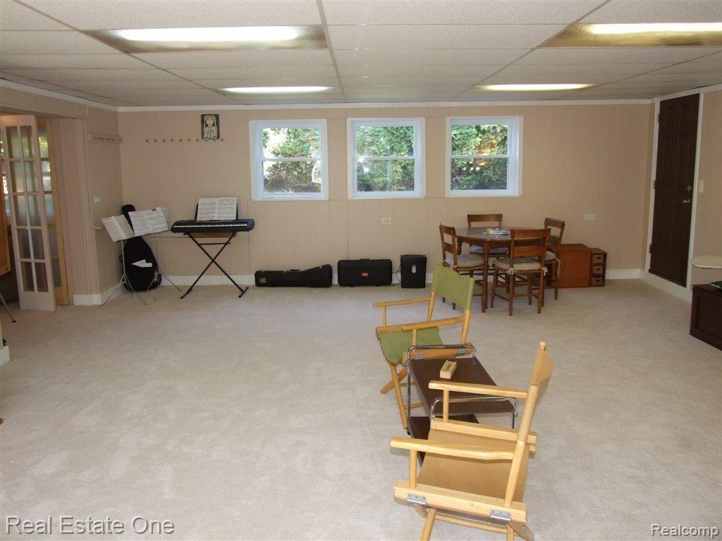 28534 Westerleigh Road Farmington, MI 48334 - Photo 20 of 25 Recreation 2nd View