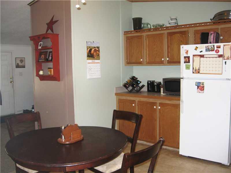 23 Outlaw Ridge Road Raymond, ME 04071 - Photo 3 of 18 Kitchen.