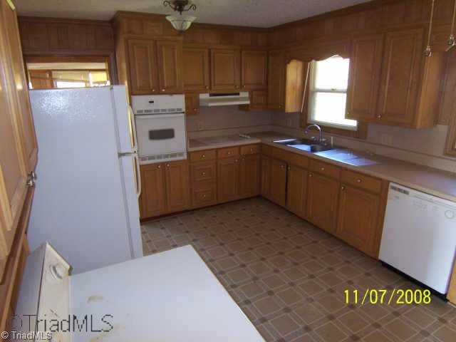 9115 Highway 700 Ruffin, NC 27326 - Photo 5 of 7 Other. kitchen