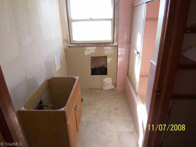 9115 Highway 700 Ruffin, NC 27326 - Photo 6 of 7 Other. bathroom