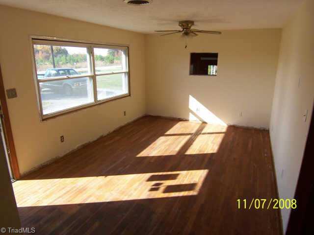 9115 Highway 700 Ruffin, NC 27326 - Photo 7 of 7 Other. living room