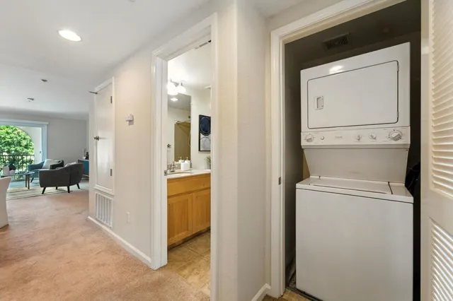 $949,000 | 2067 Sonador Commons, San Jose, CA 95128