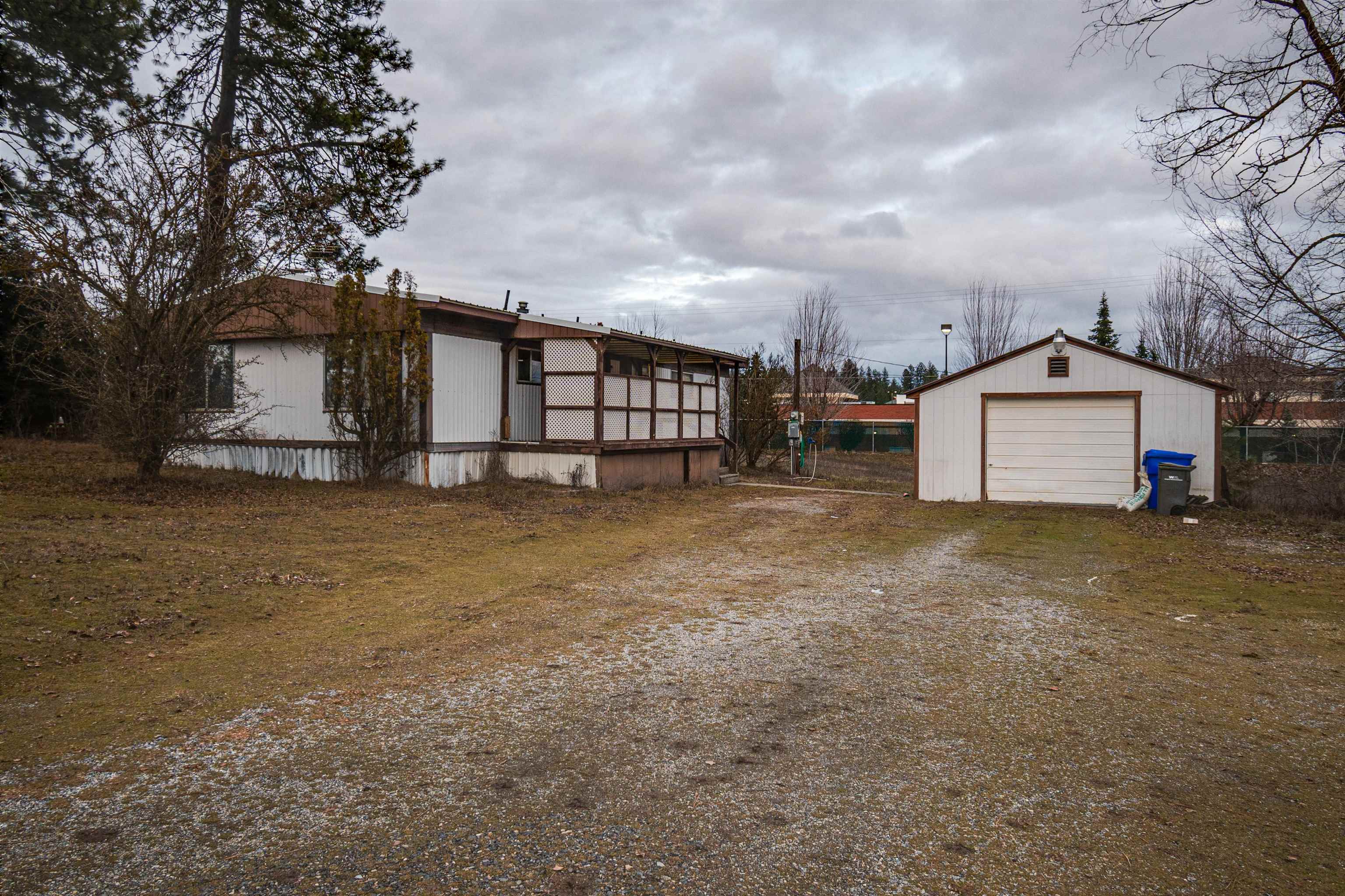 12622 North Mayfair Road Spokane, WA 99218 - Photo 1 of 19