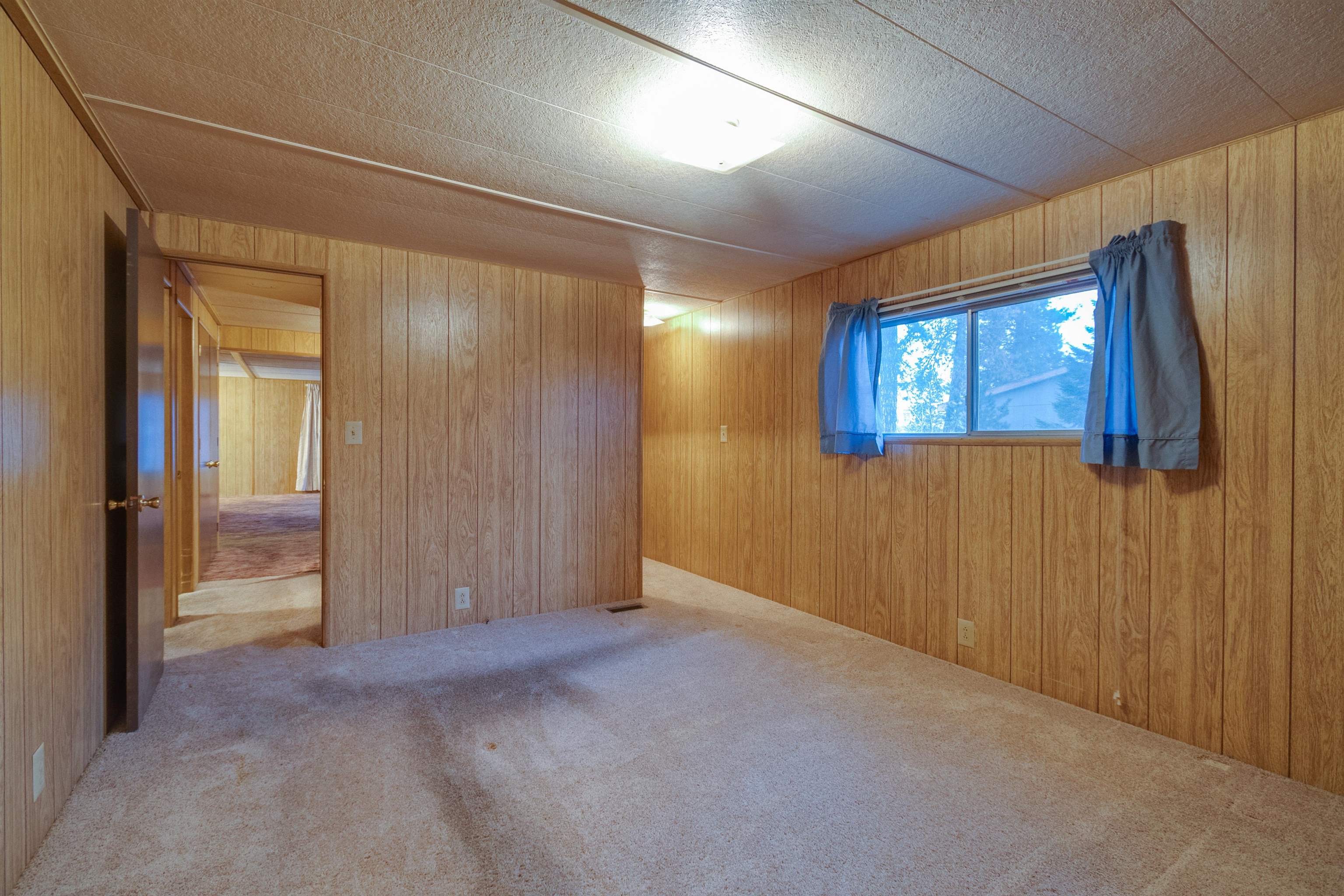 12622 North Mayfair Road Spokane, WA 99218 - Photo 12 of 19