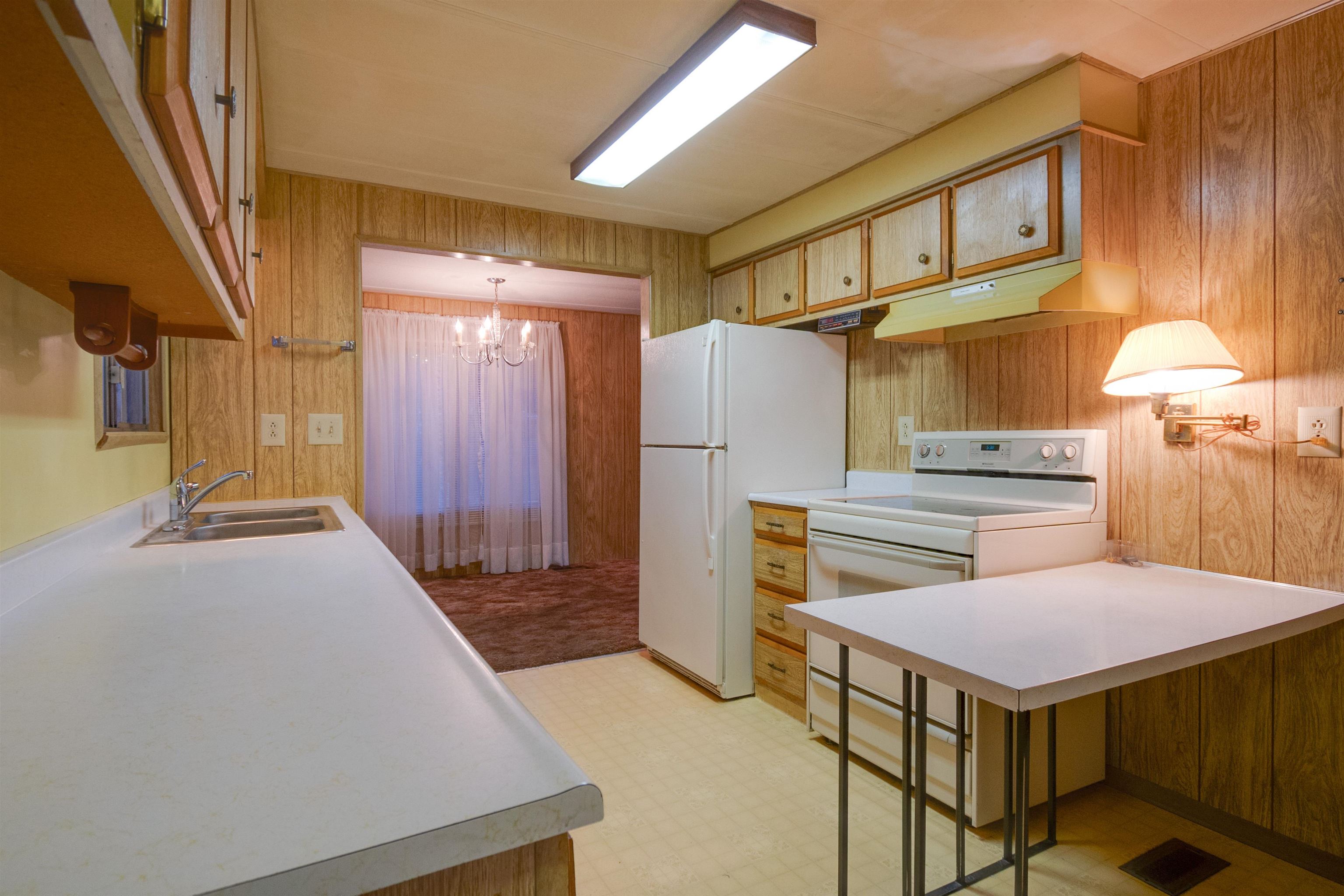 12622 North Mayfair Road Spokane, WA 99218 - Photo 14 of 19