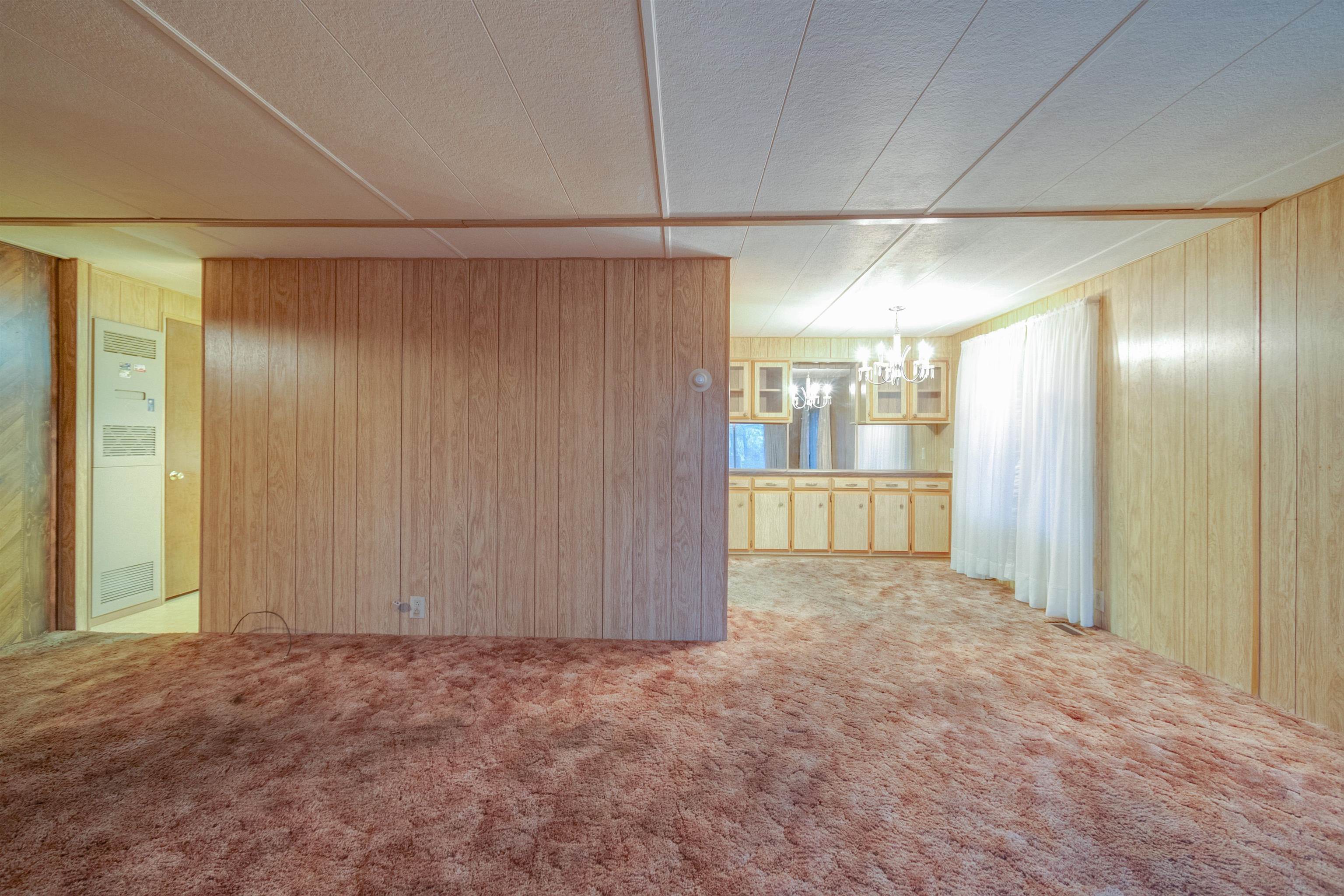 12622 North Mayfair Road Spokane, WA 99218 - Photo 4 of 19