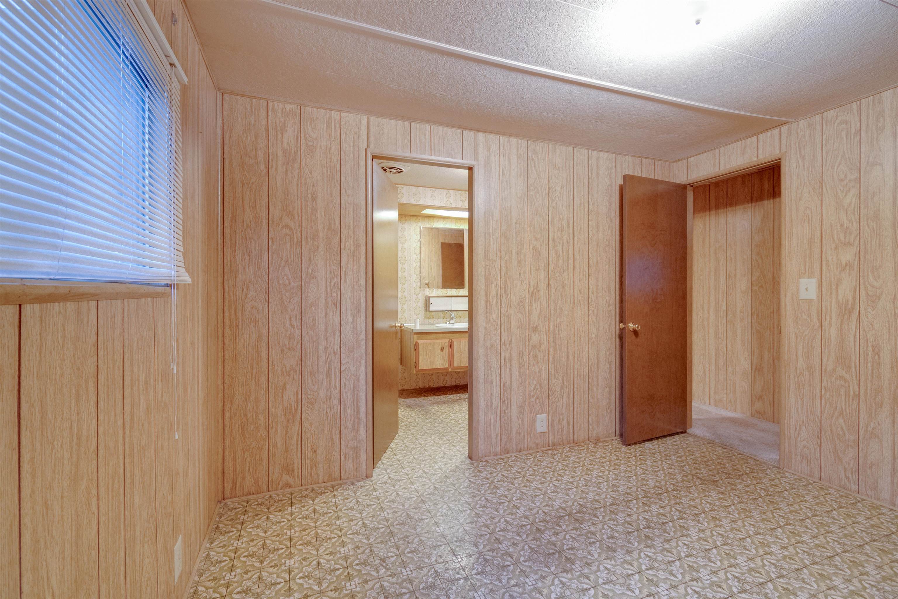 12622 North Mayfair Road Spokane, WA 99218 - Photo 9 of 19