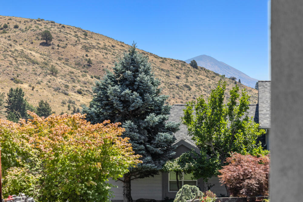 1781 Quail Ridge Drive Klamath Falls, OR 97601 - Photo 62 of 82 1781QuailRidgeDr-22