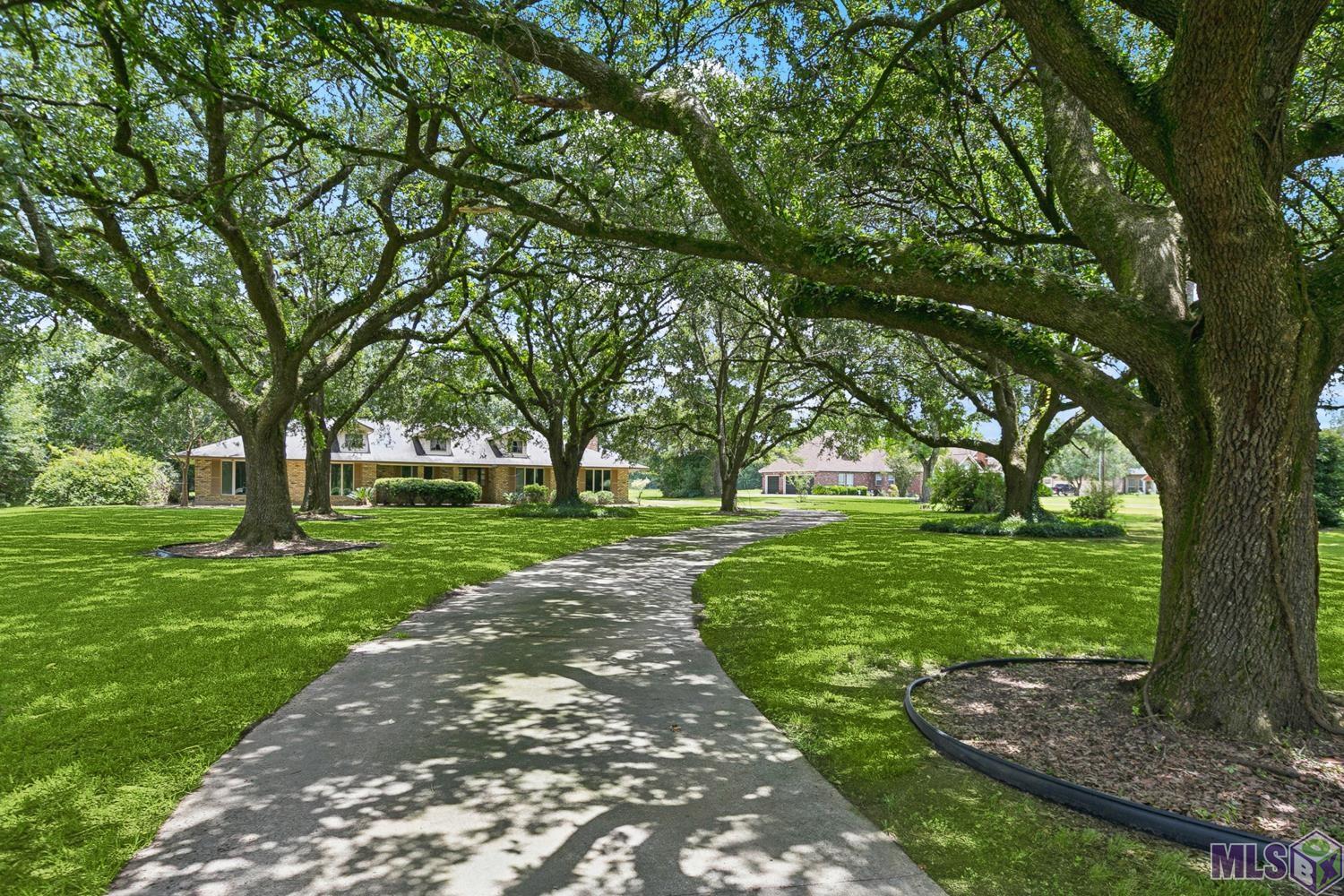 10968 Foster Road Baton Rouge, LA 70811 - Photo 1 of 25