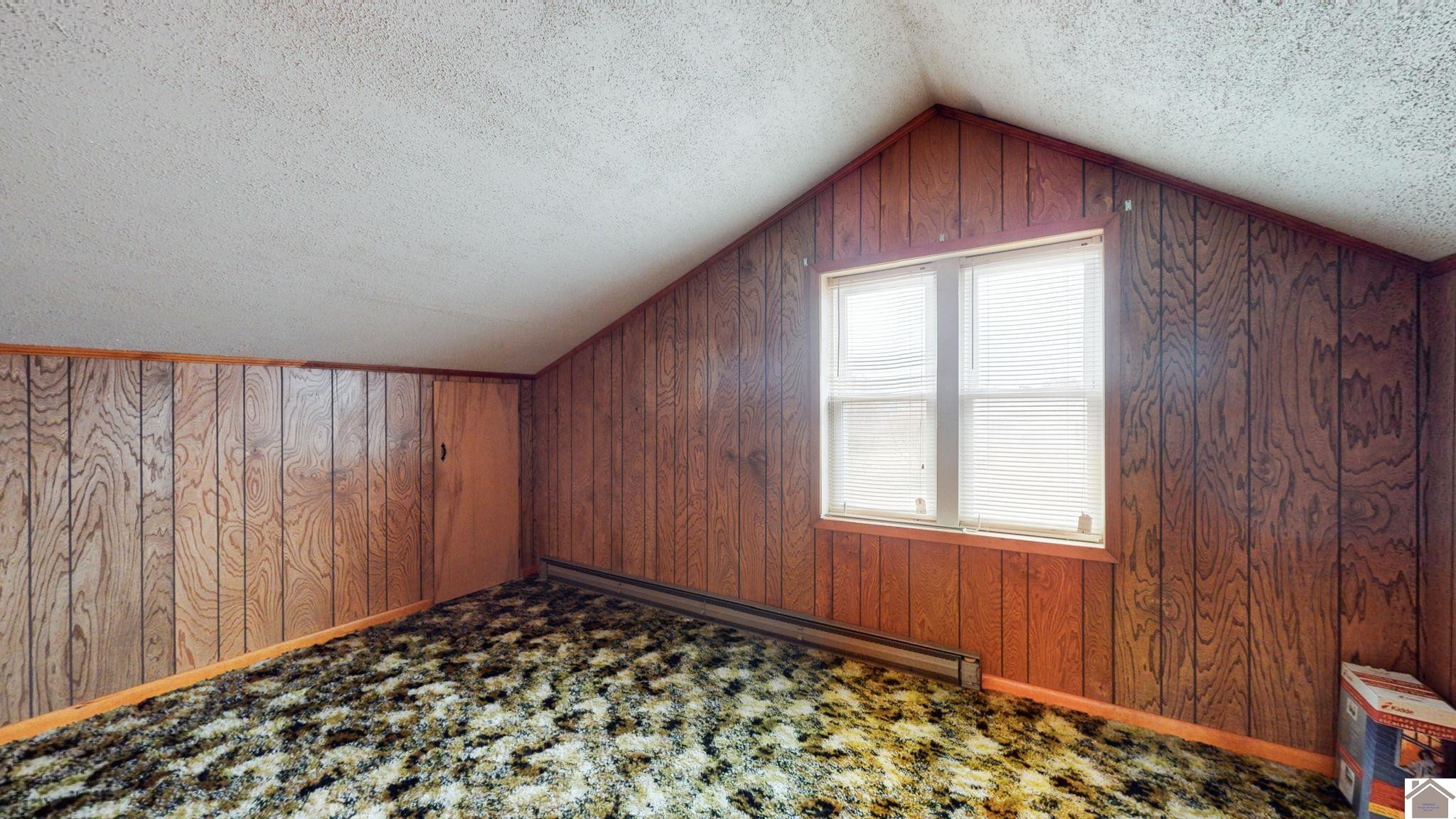 8229 State Rte 129 Fulton, KY 42041 - Photo 40 of 50 Upstairs Bedroom