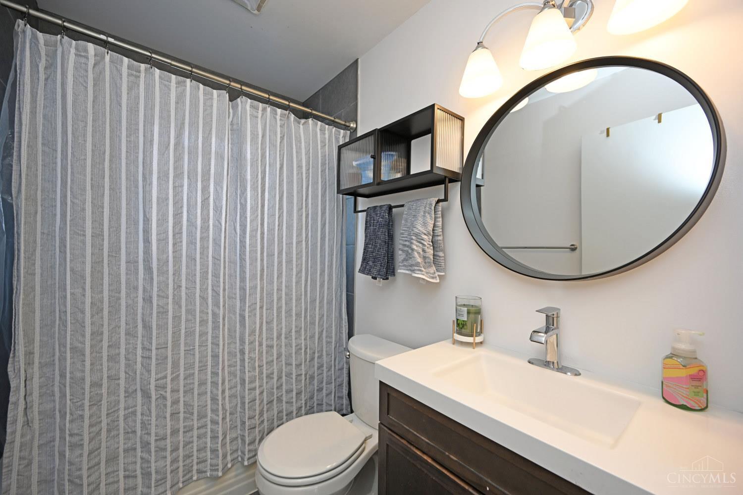 1337 Voll Road Cincinnati, OH 45230 - Photo 20 of 40 Gallery Image 20