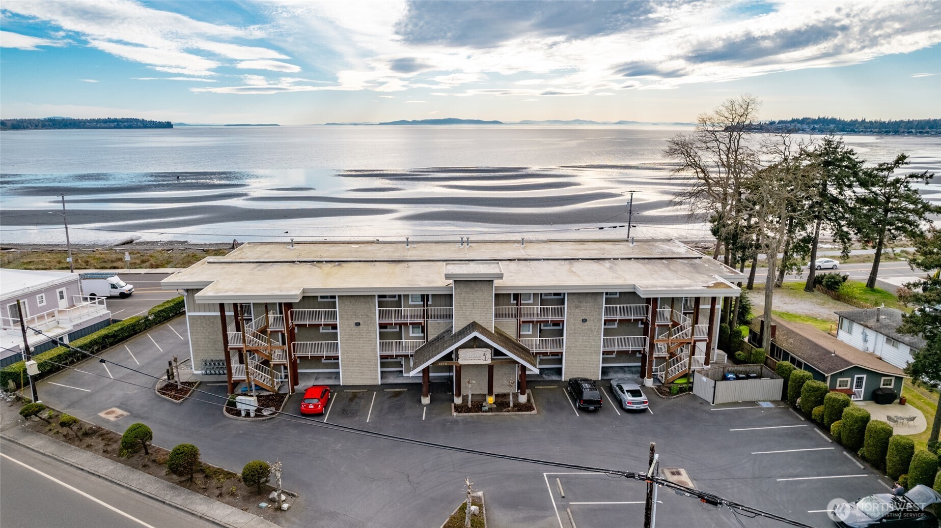 8075 Harborview Road, Unit 206 Birch Bay, WA 98230 - Photo 32 of 40