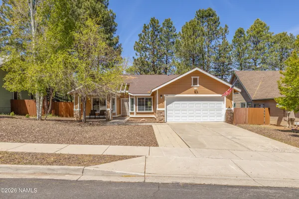 $685,000 | 954 West Lil Ben Trail, Flagstaff, AZ 86005
