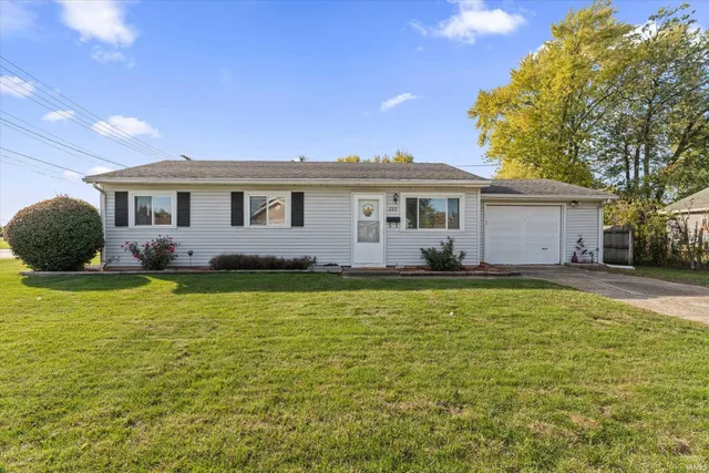 $160,000 | 223 Delorenzi Avenue South, Mishawaka, IN 46544
