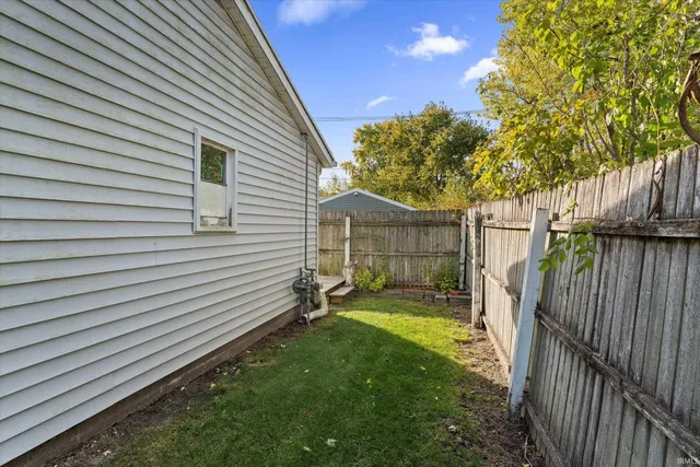 $160,000 | 223 Delorenzi Avenue South, Mishawaka, IN 46544