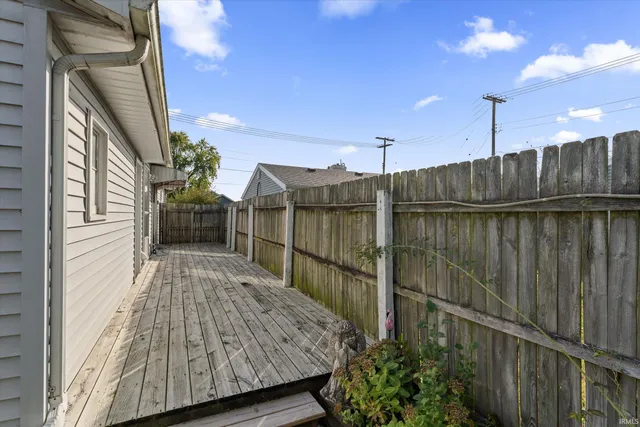 $160,000 | 223 Delorenzi Avenue South, Mishawaka, IN 46544