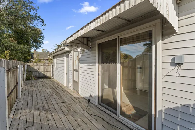 $160,000 | 223 Delorenzi Avenue South, Mishawaka, IN 46544