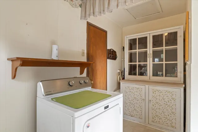 $160,000 | 223 Delorenzi Avenue South, Mishawaka, IN 46544